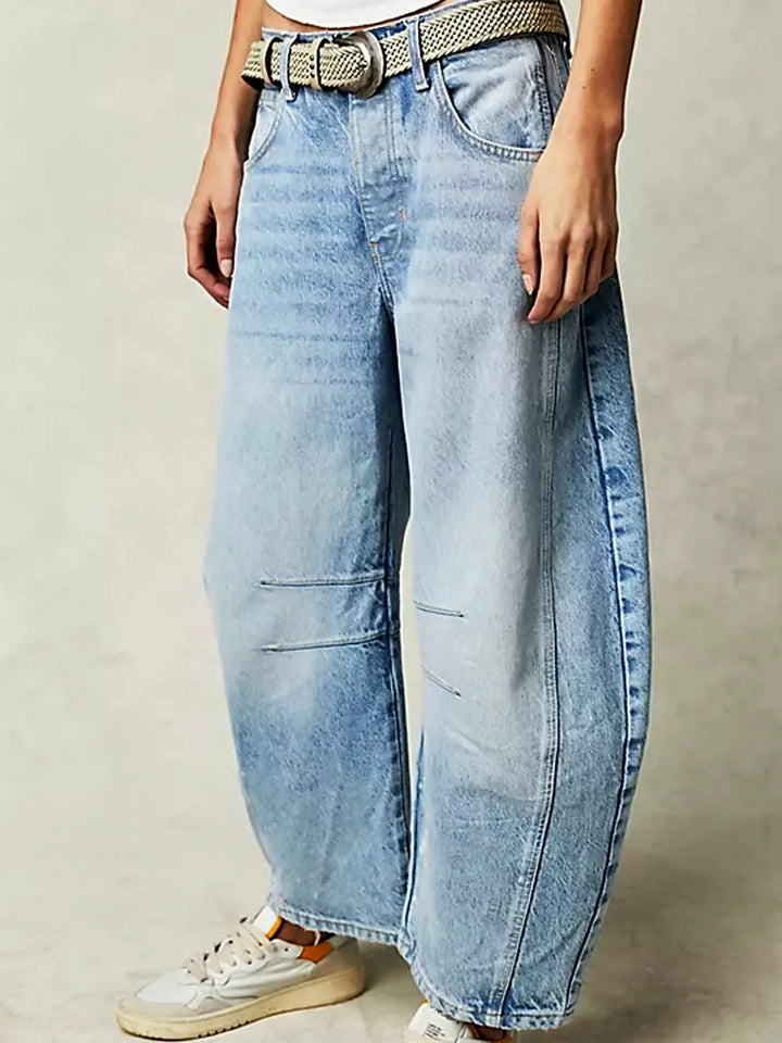 Raviya - Layback Barrel Jeans
