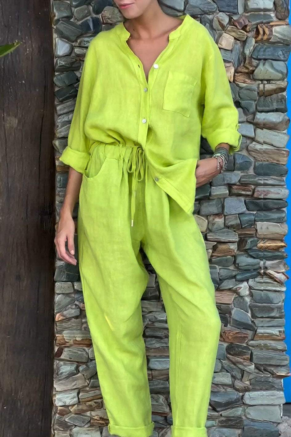 Juriel - Stylish V-Neck Shirt and Pants Set