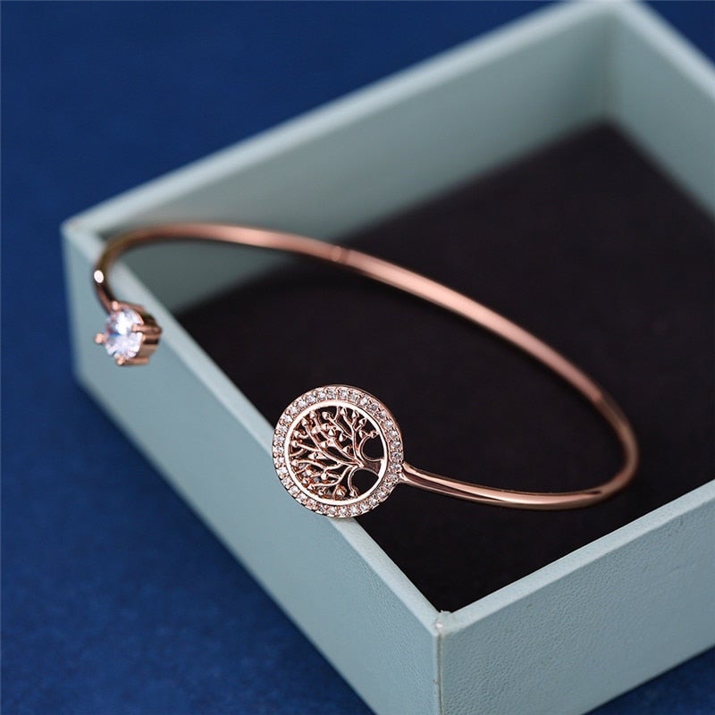 Emberly - Fashion Charm Bracelet