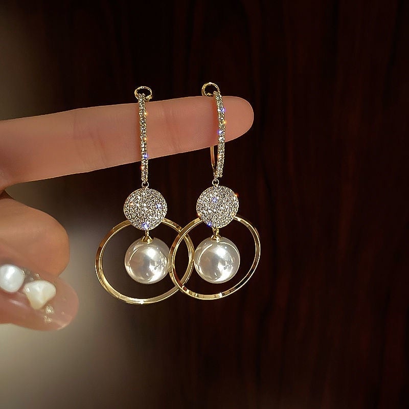 Zela - Elegant Fashion Earrings