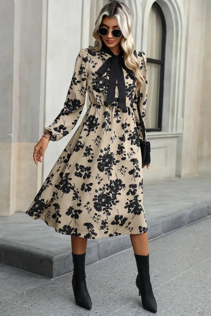 Isabela - Timeless Vintage Dress