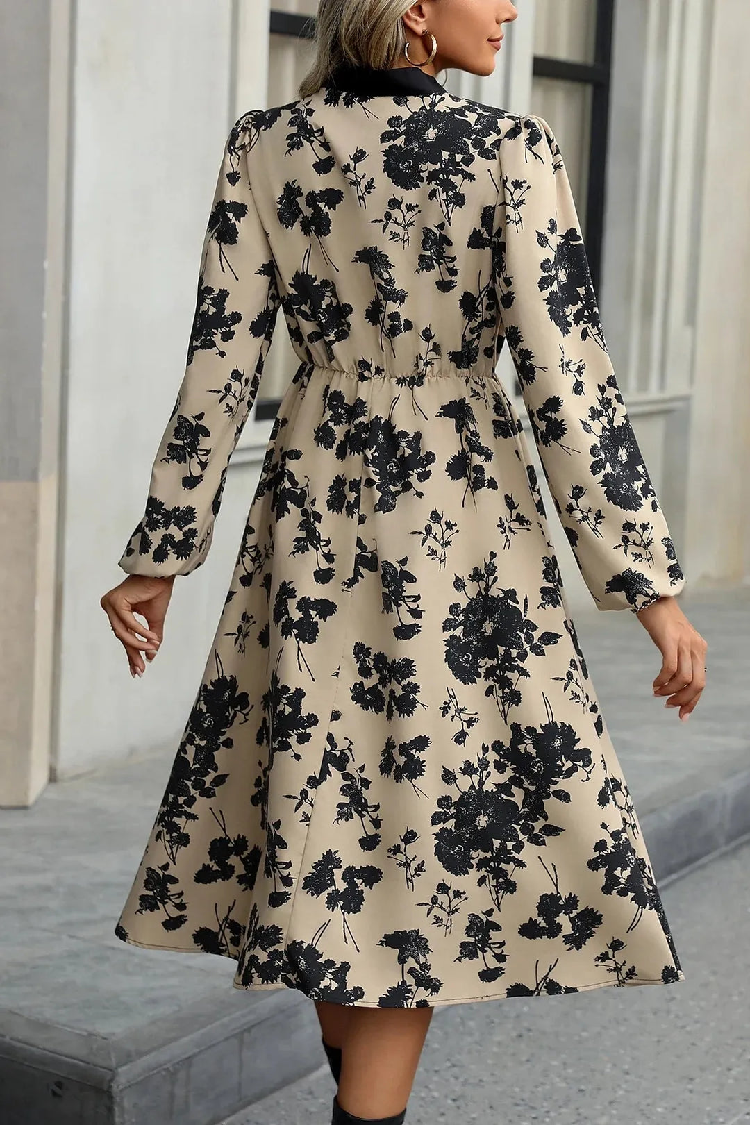 Isabela - Timeless Vintage Dress