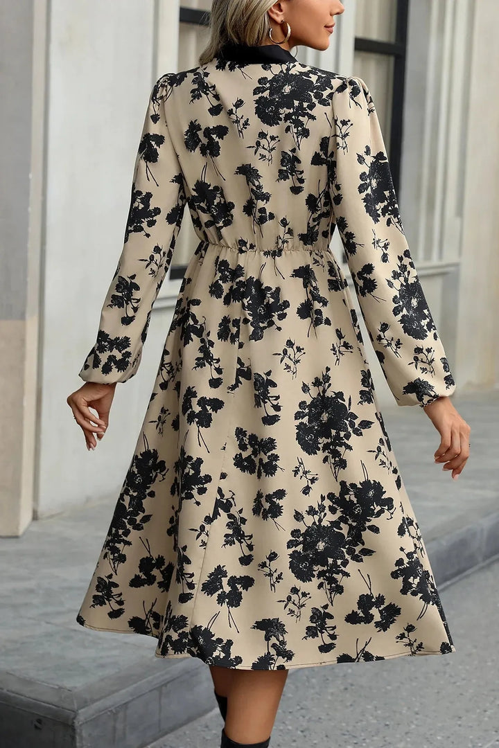 Isabela - Timeless Vintage Dress