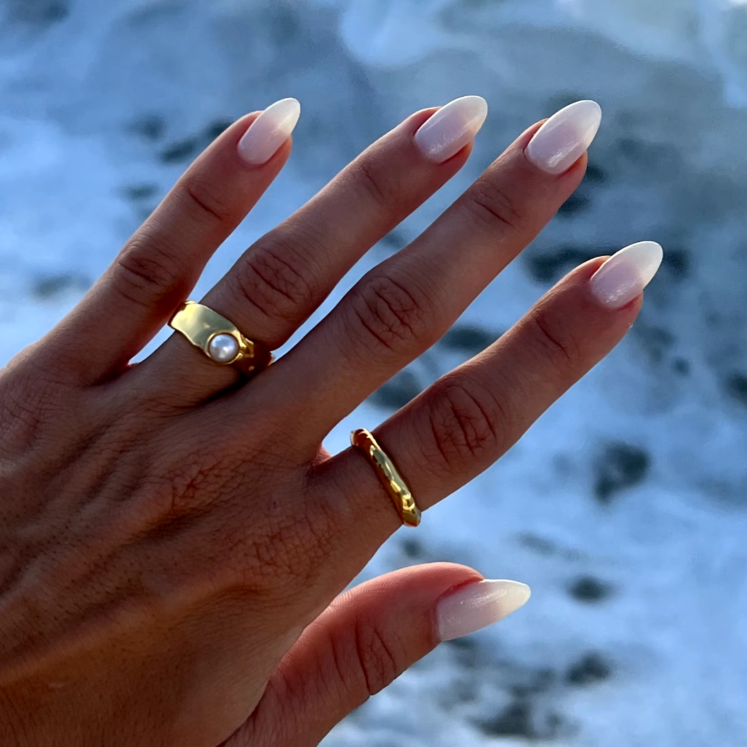 Eris - Timeless Pearl Ring