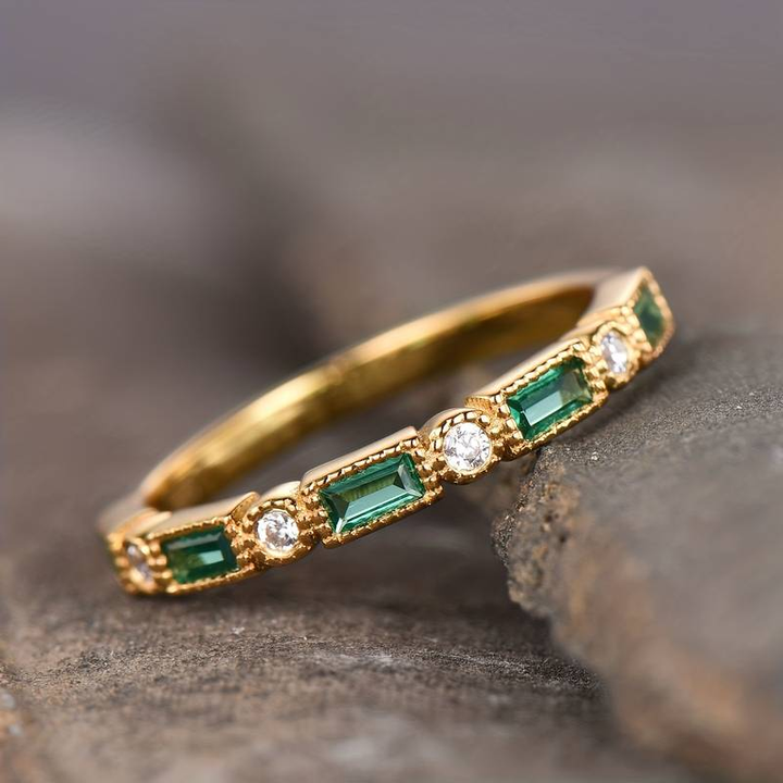 Cess - Elegant Glamour Ring